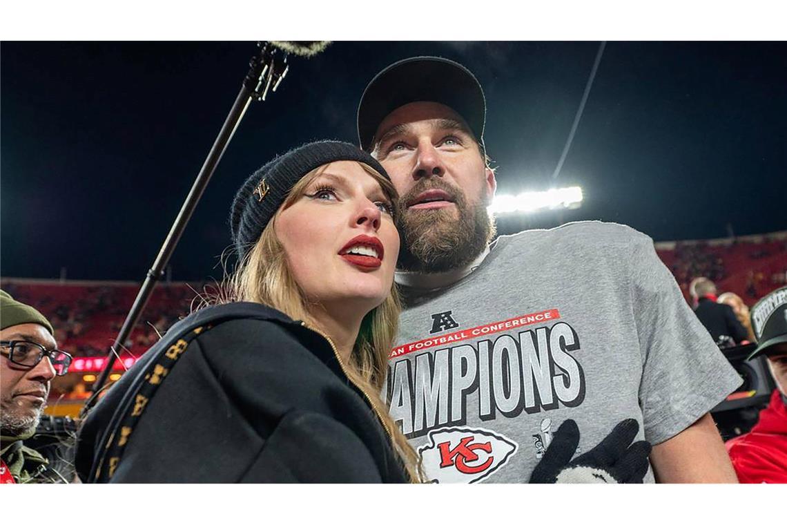 Taylor und Travis - Die Hochzeit des Jahrhunderts? Sie besucht seine Spiele, er ihre Konzerte. (Archivbild)