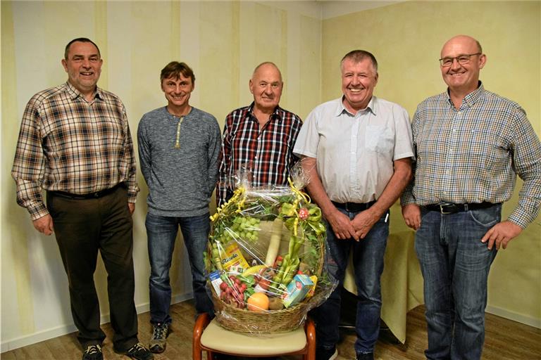 Sie führen die Arbeit von Gerhard Wurst (Mitte) fort (von links): Matthias Gruber, der neue Vorsitzende Ulrich Kugler sowie die stellvertretenden Vorsitzenden Manfred Kiefer und Steffen Kaufmann. Foto: Elisabeth Klaper