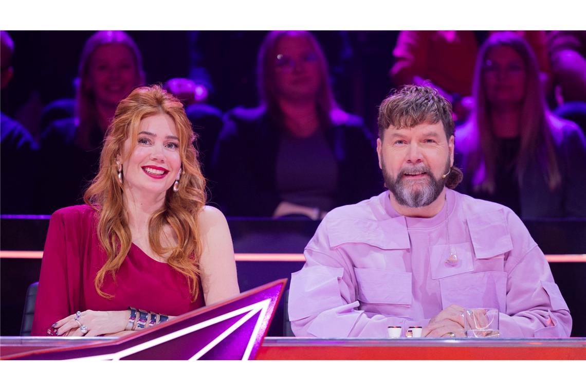 Enttarnt bei "Masked Singer": Wer steckt hinter der Ananas? Sie rätselten wieder über die Identität der "Masked Singer": Rea Garvey und Palina Rojinski. (Archivbild)