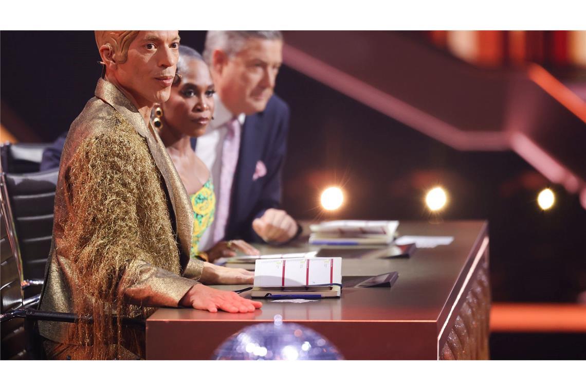 Sie urteilen jede Woche über die Tänze in der Show: Jorge Gonzalez (l-r), Motsi Mabuse und Joachim Llambi. (Archivbild)