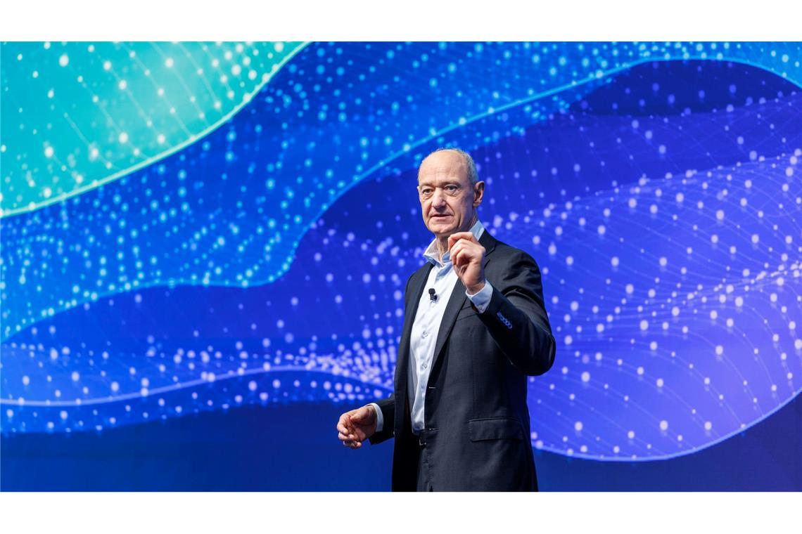 Siemens-Chef Roland Busch warnt vor einem Zurückfallen Europas. (Archivbild)