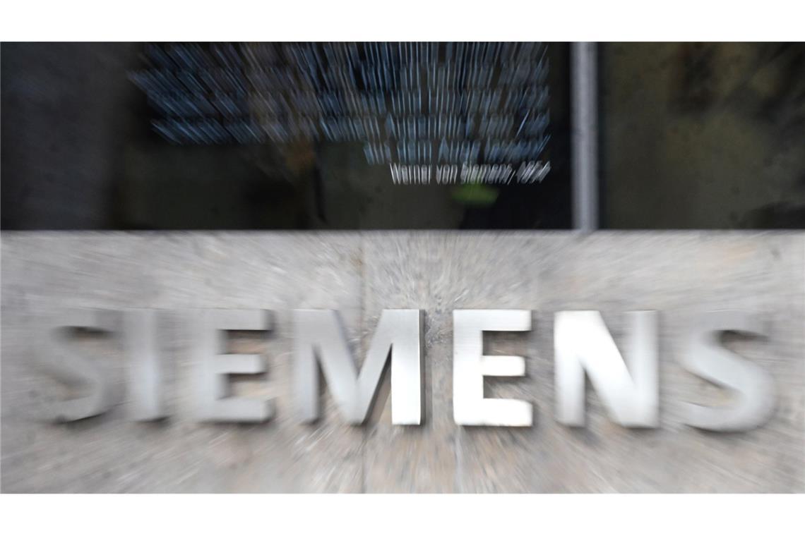 Siemens will rund 6.000 Jobs abbauen Siemens will weltweit rund 6.000 Jobs abbauen.