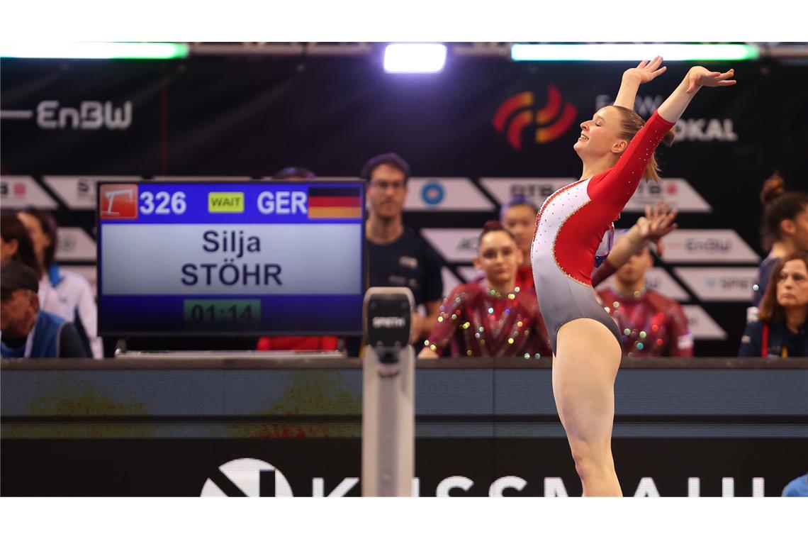 Platz eins und zwei – Silja Stöhr überzeugt beim DTB-Pokal Silja Stöhr bei ihrer Übung auf dem Schwebebalken.