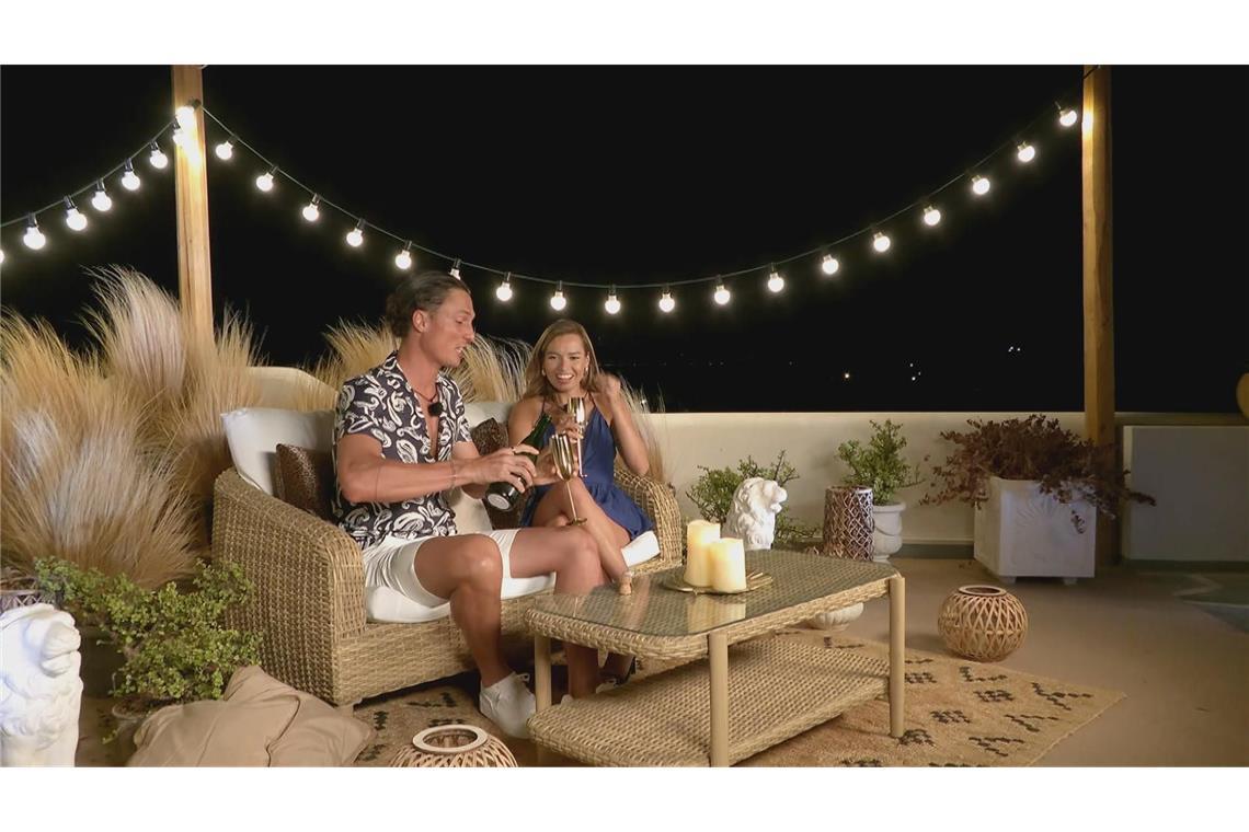 Wann ist das Finale? Single-Lady Karina Wagner mit Dominik.