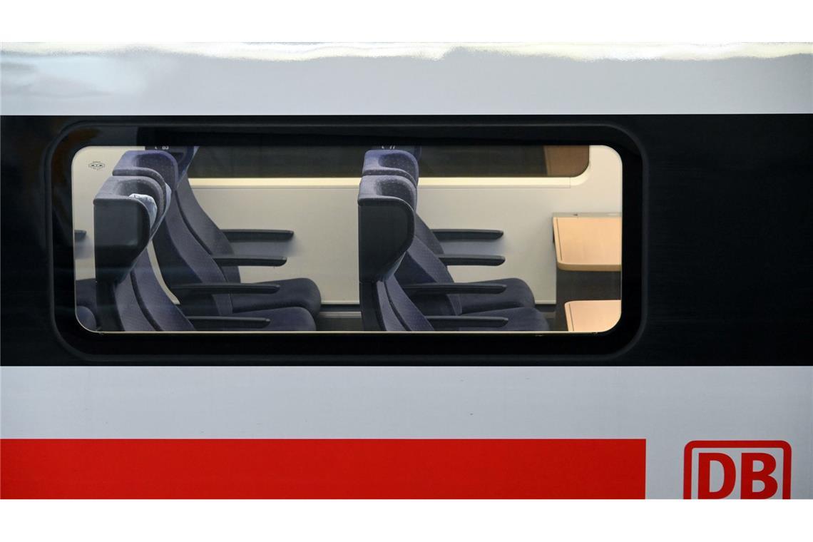 Abschaffung der Familienreservierung: Druck auf Bahn steigt So leer sind die Fernzüge der Bahn selten. Eine Platzreservierung ist oft sinnvoll.