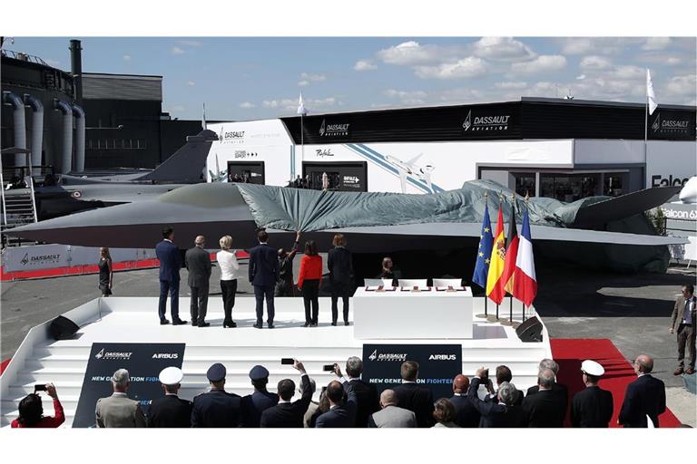 So soll der zukünftige europäische Kampfjet FCAS einmal aussehen. Bis jetzt existiert er nur als Modell, ob das Flugzeug jemals gebaut wird, ist inzwischen mehr als fraglich.