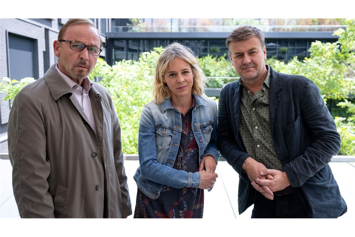 So spielte Held (l) für das ZDF in der Krimireihe "München Mord" den eigenwilligen Kommissar Ludwig Schaller, an der Seite von Bernadette Heerwagen (m) und Marcus Mittermeier (r). (Archivbild)