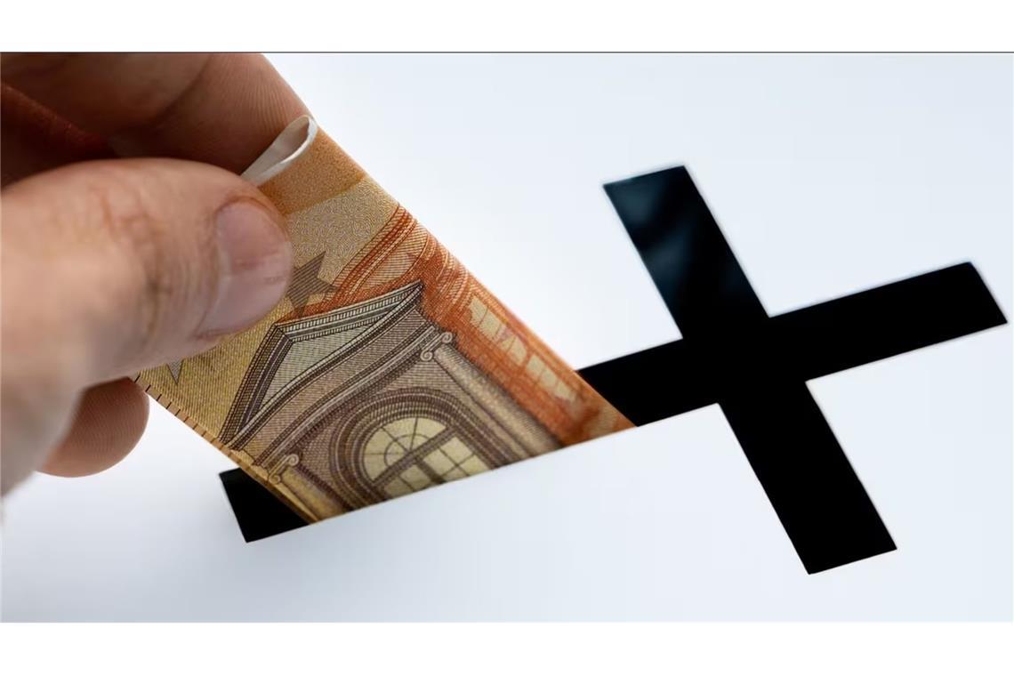 Was ist das Kirchgeld und wann wird es fällig? „Sobald der Gülden im Becken klingt im huy die Seel im Himmel springt“: Des Ablasspredigers Johann Tetzel (1460-1519) Parole gilt auch heute noch. Tetzels Ablasspredigten stellten den Anlass für Martin Luthers gegen den Ablass gerichtete 95 Thesen vom 31. Oktober 1517 dar.