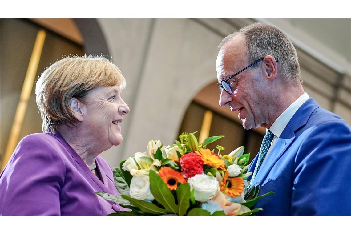 Geburtstagsfeier für Merz ohne Merkel Solche Bilder wird es am 70. Geburtstag von Friedrich Merz nicht geben. (Archivbild)
