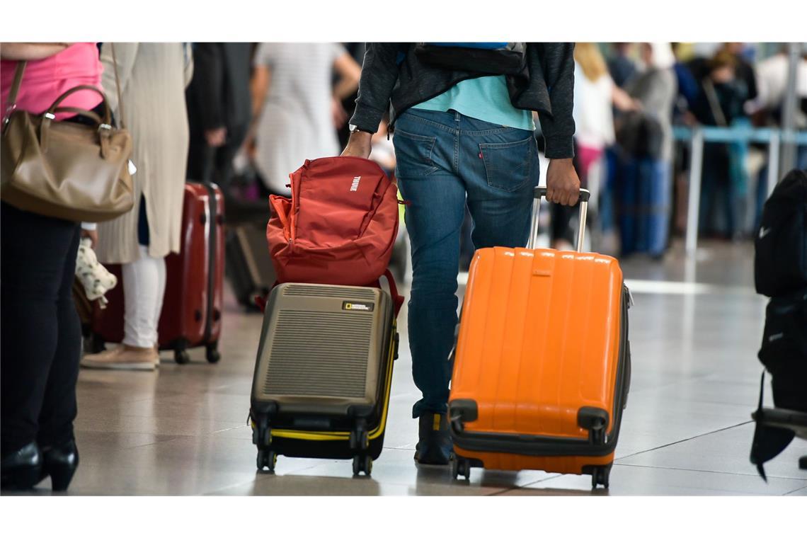 Solche Handgepäckstücke sind bei der Lufthansa bald nicht mehr gratis.