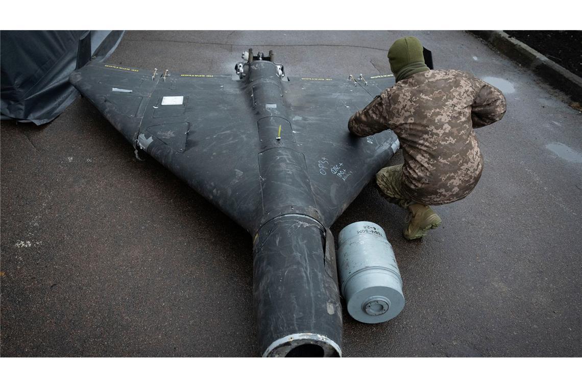 Studie: Gas-Export in EU beschert Putin Milliardeneinnahmen Solche Shahed-Drohnen sorgen in der Ukraine regelmäßig für erhebliche Zerstörungen und Todesopfer. (Archivbild)