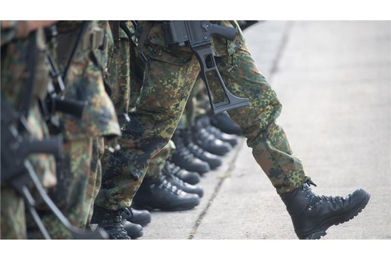 Soldaten der Bundeswehr bei einer Übung: Besonders die Personalsituation macht der Truppe zu schaffen.