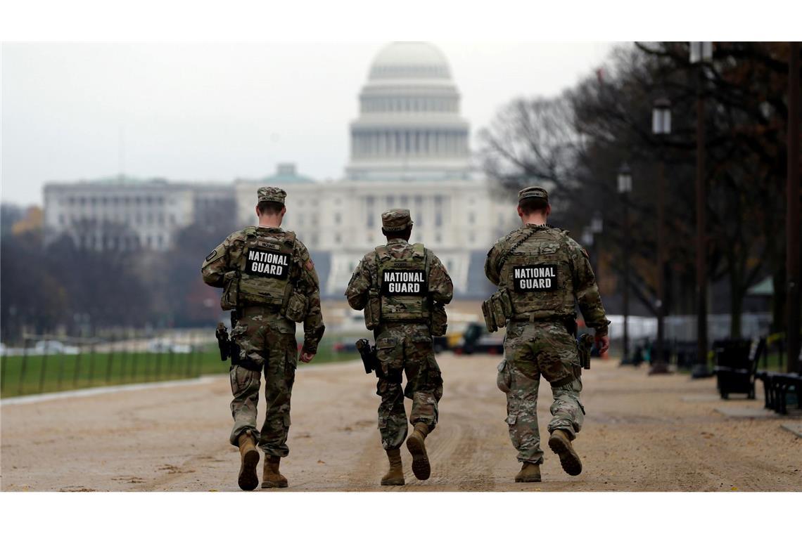 Soldaten der Nationalgarde patrouillieren in Washington.