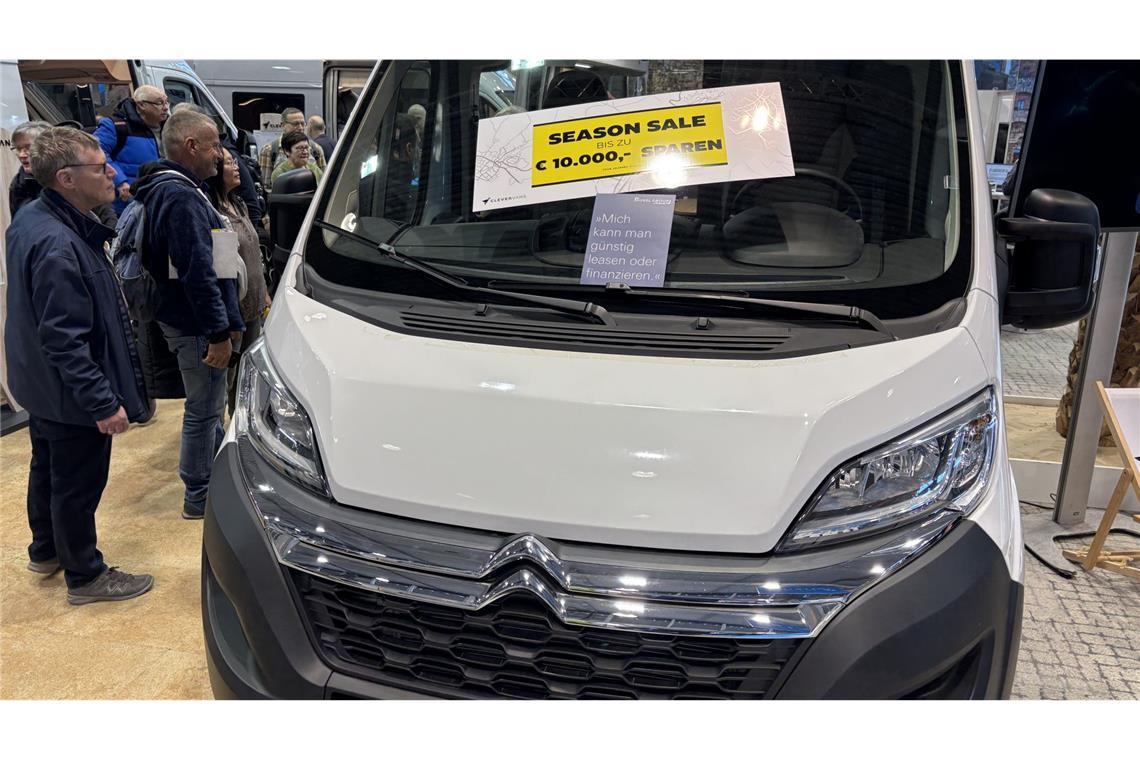 Diese günstigen Wohnmobile gibt es auf der CMT Sonderangebot: Der Duo 540 von Clevervans ist mit einem Preis von 42 730 Euro das günstigste Reisemobil der CMT 2025.