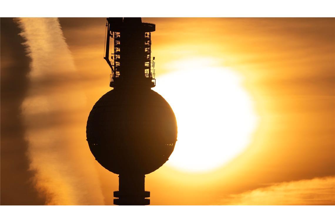 Bilder des Tages Sonnenaufgang in Berlin