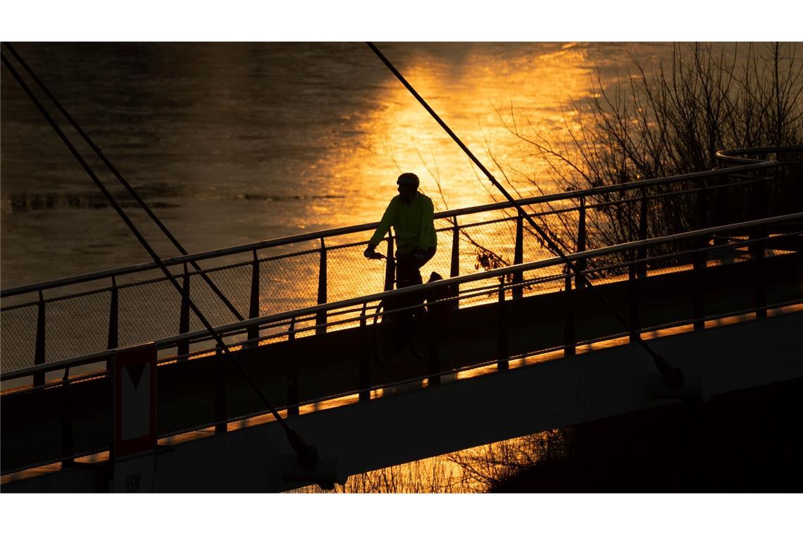 Bilder des Tages Sonnenaufgang in Dresden