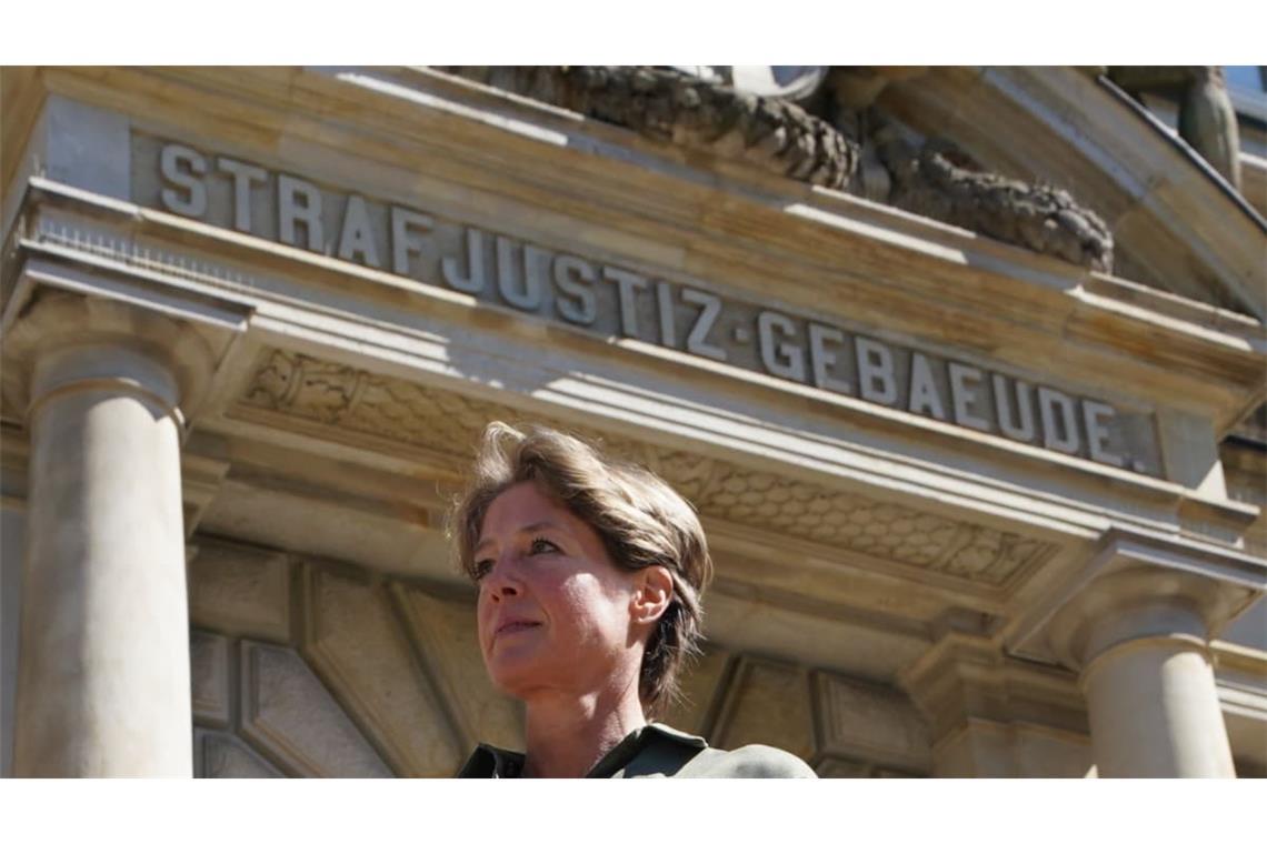Sorgerechtsstreit und Entfühungs-Verdacht: Gastronomin Christina Block vor dem Hamburger Landgericht.