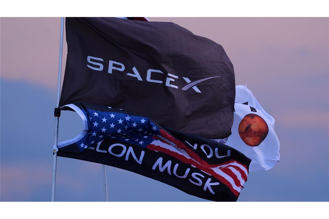 SpaceX konzentriert sich darauf, eine Stadt auf dem Mond zu bauen