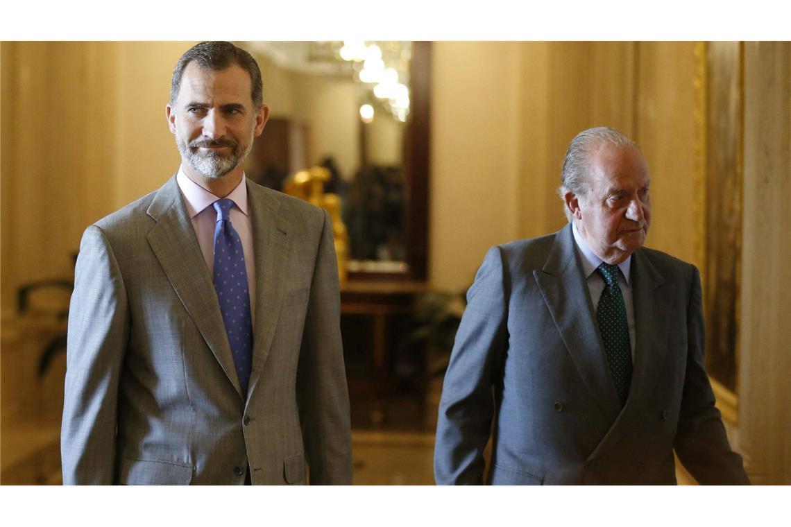 Reumütiger Altkönig Spaniens gesteht Fehler ein Spaniens König Felipe hält Abstand zu seinem umstrittenen Vater, Altkönig Juan Carlos. (Archivbild)