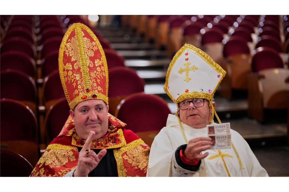 Spaniens Weihnachtslotterie ist mehr als ein Glücksspiel – sie ist ein nationales Ritual, bei dem sich viele verkleiden.