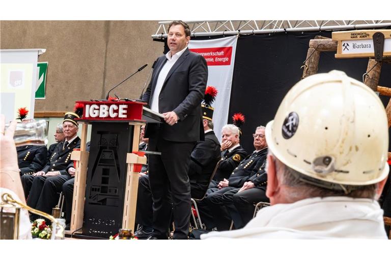 SPD-Chef Klingbeil bei einer Kundgebung im Ruhgebiet.