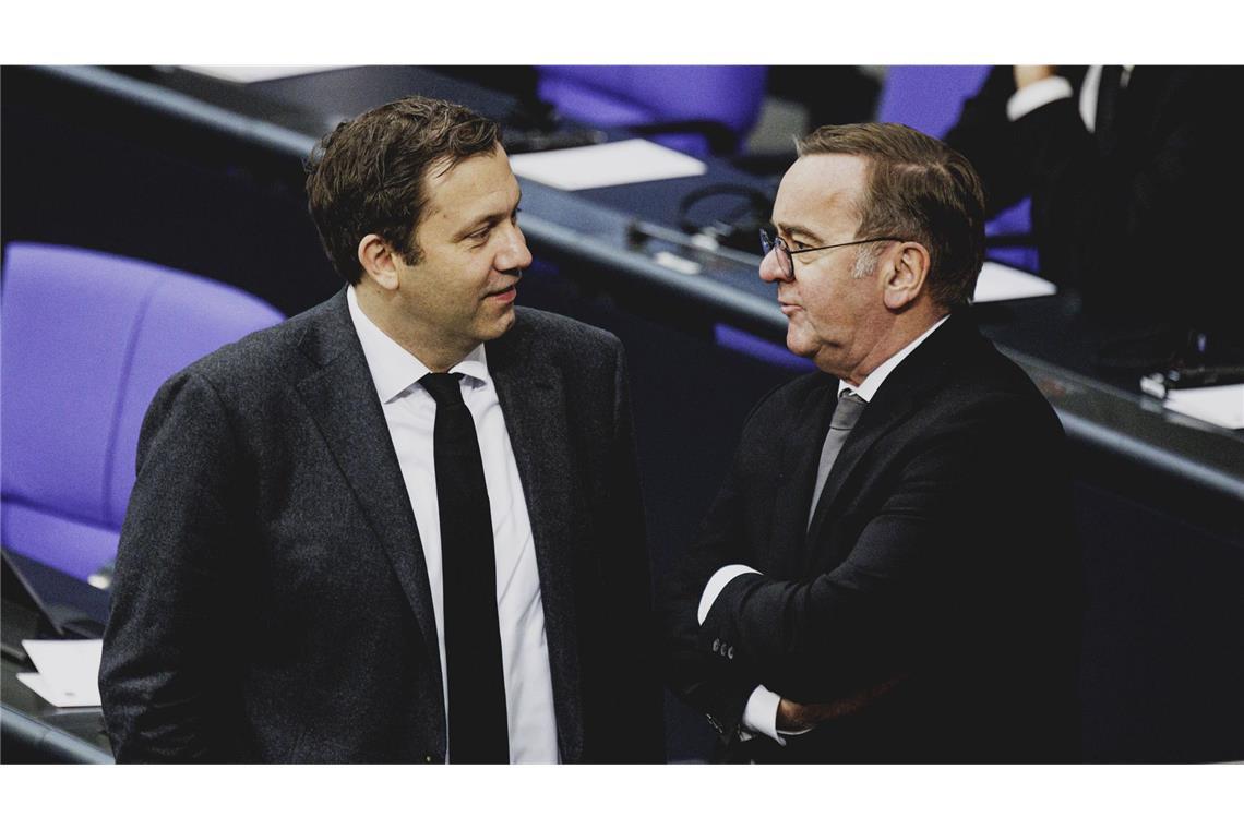 Wer in der SPD für Ministerposten gehandelt wird SPD-Chef Lars Klingbeil dürfte Finanzminister werden, Boris Pistorius dürfte sein Amt als Verteidigungsminister behalten.