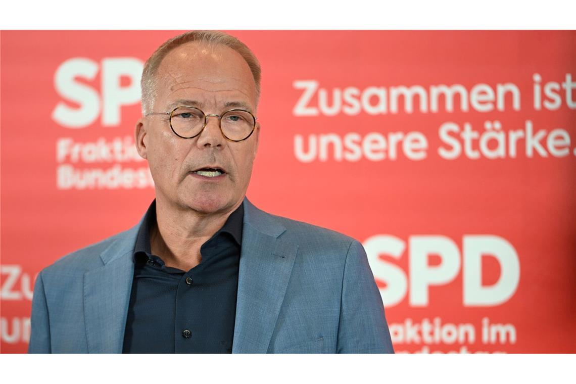SPD-Fraktionschef Miersch hat ein Aussetzen der Schuldenbremse ins Gespräch gebracht. (Archivbild)