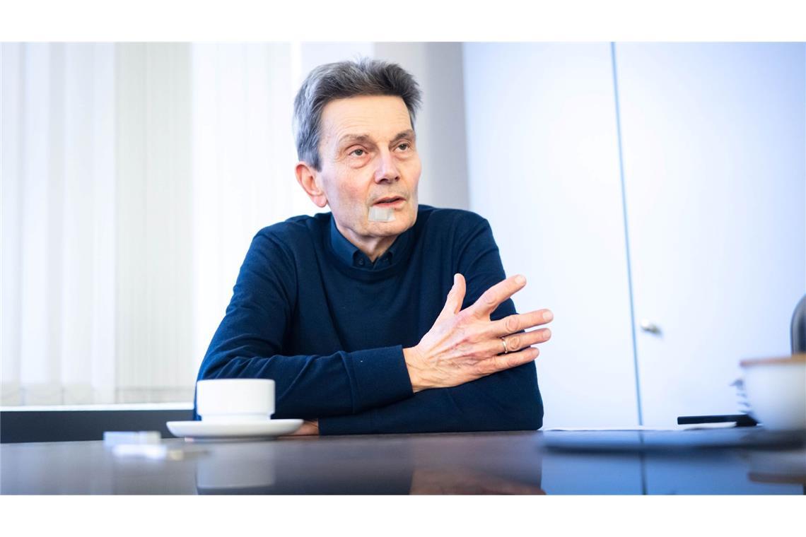 SPD will Schuldenbremse für Ukraine-Hilfe aussetzen SPD-Fraktionschef Rolf Mützenich appelliert an die übrigen Fraktionen im Bundestag.