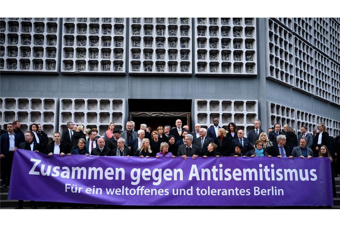 Klein: Migranten müssen unser Verhältnis zu Israel begreifen SPD, Grüne, FDP und Union hatten sich im November nach langen, strittigen Verhandlungen auf einen Text für einen Antrag zur Ächtung und Bekämpfung von Antisemitismus geeinigt. Experten und einige Oppositionspolitiker störten sich vor allem an der darin verwendeten Definition von Antisemitismus. (Archivbild)