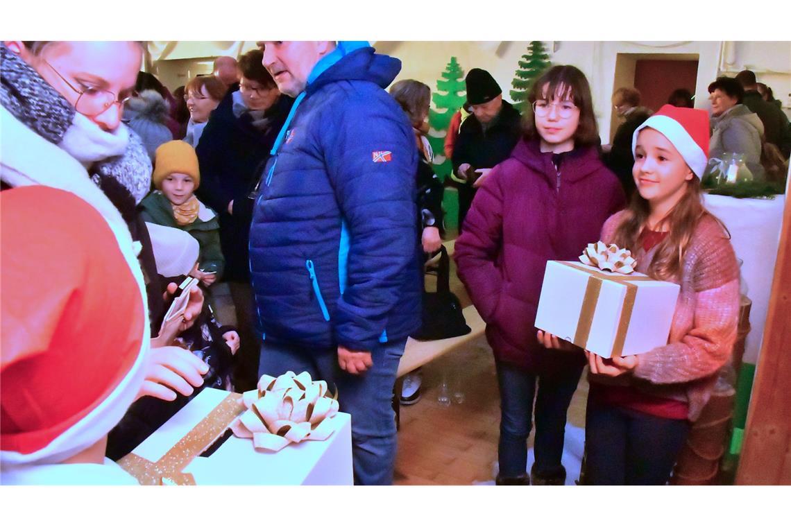 Von Museum bis Zoo - wie Spenden die Kommunen stärken Spendenzeit ist Weihnachtszeit. (Archivbild)