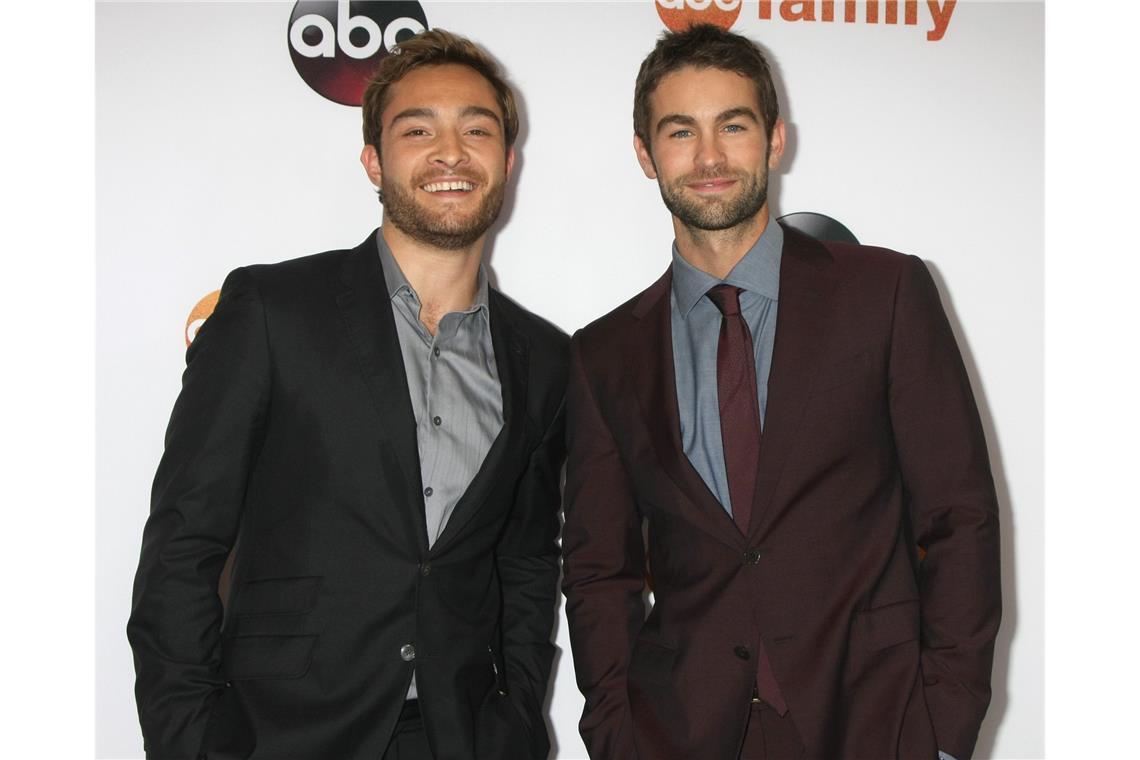 Die Weihnachtsepisoden im Überblick Spielen „Chuck“ und „Nate“ in der Serie „Gossip Girl“: Ed Westwick (l.) und Chace Crawford.