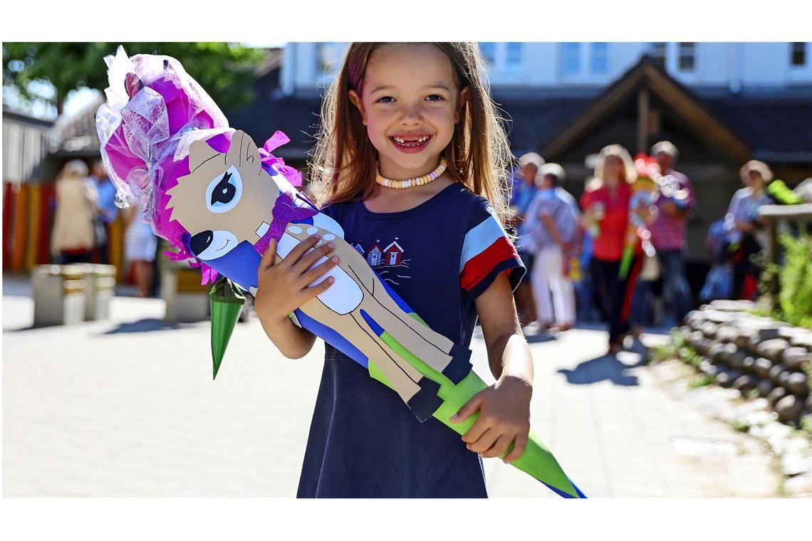 Vier Kompetenzen: Was Schulkinder können müssen Spielend auf die Schule vorbereitet? Das geht tatsächlich.