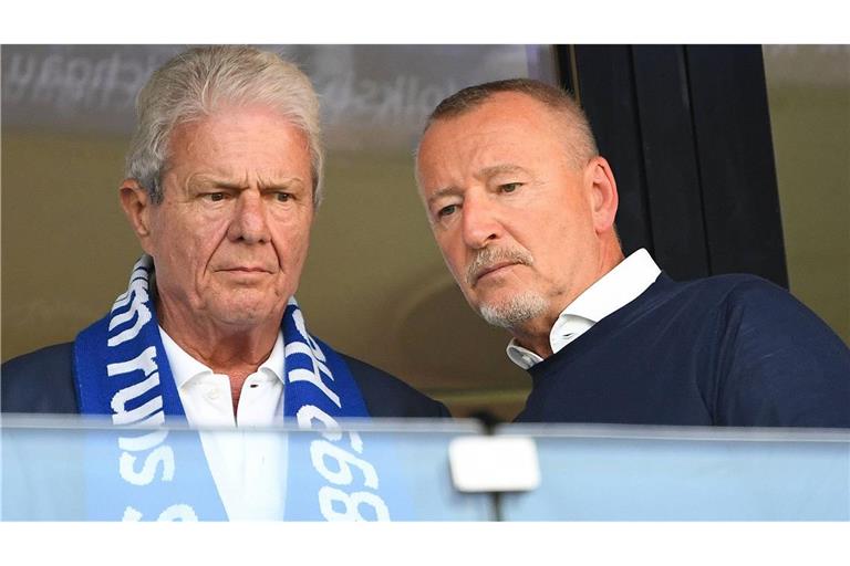 Spielerberater Roger Wittmann (l.) mit Dietmar Hopp. Laut Medien müssen zwei Geschäftsführer wegen ihm gehen (Archivfoto).