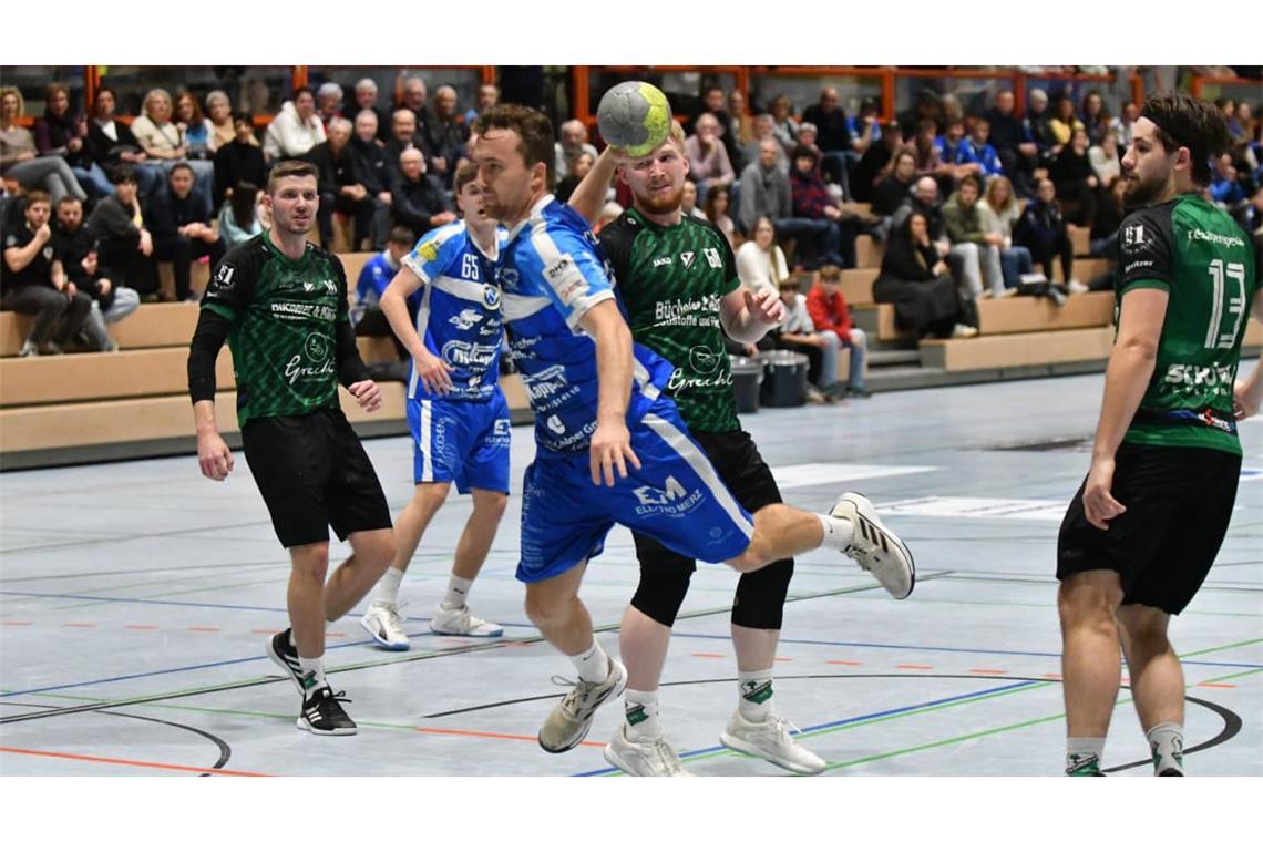 Spielmacher Joey König vom TSV Schmiden überzeugt gegen die großgewachsenen Spieler der HSG Willstätt und erzielt sieben Tore.