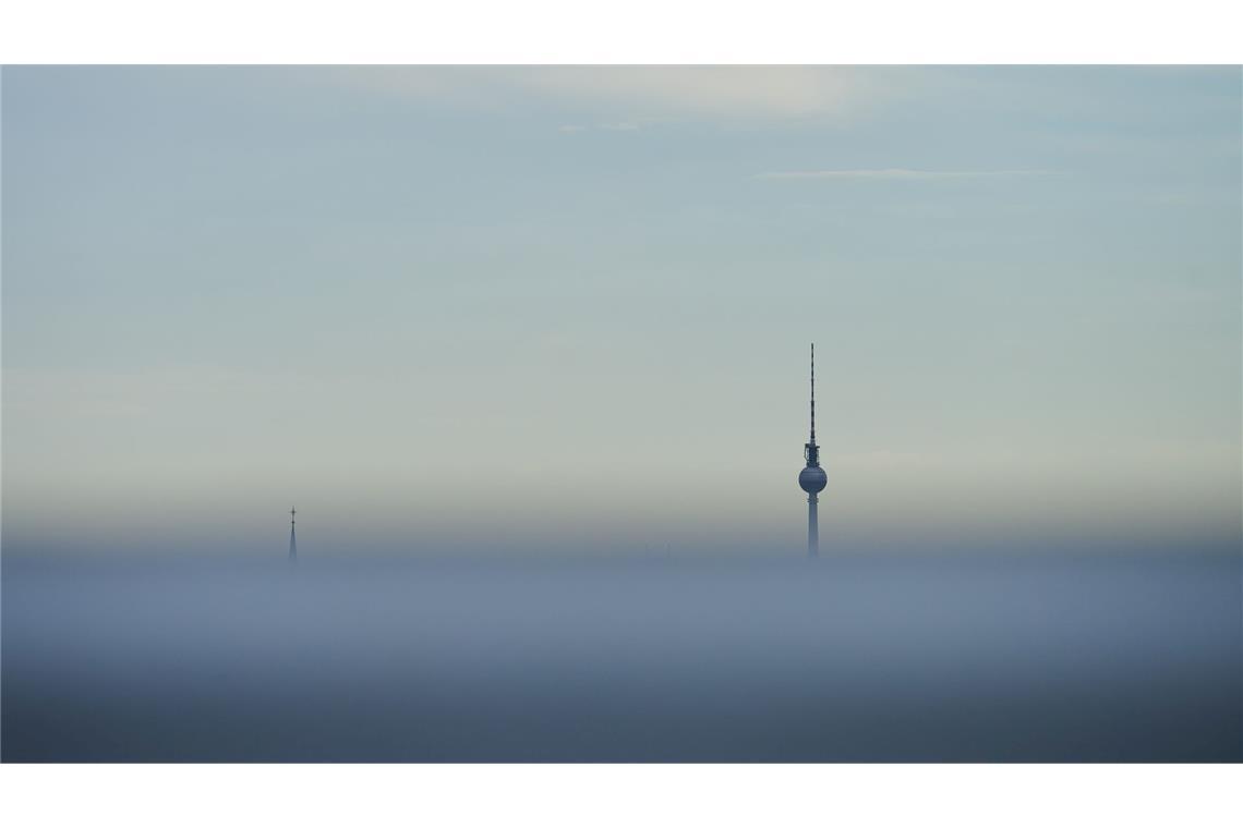 Bilder des Tages Spitze im Himmel.