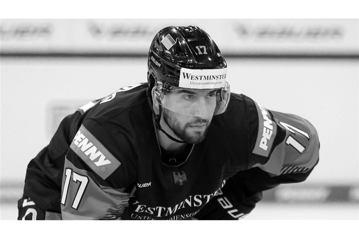 Emotionales Finale der Eisbären: "Tobi ist immer bei uns" Starb an den Folgen einer Krebserkrankung: Tobias Eder