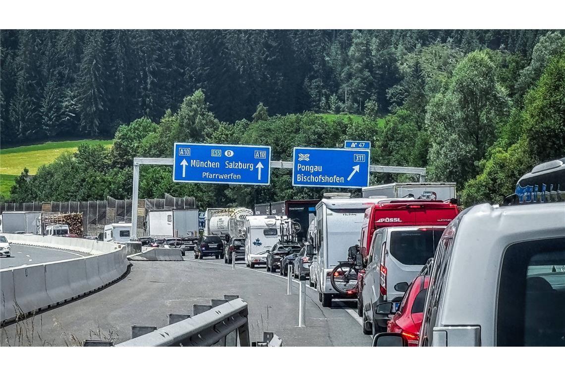 Stau am Brenner: Täglich passieren rund 32.000 Fahrzeuge die Strecke zwischen Österreich und Italien (Symbolbil).
