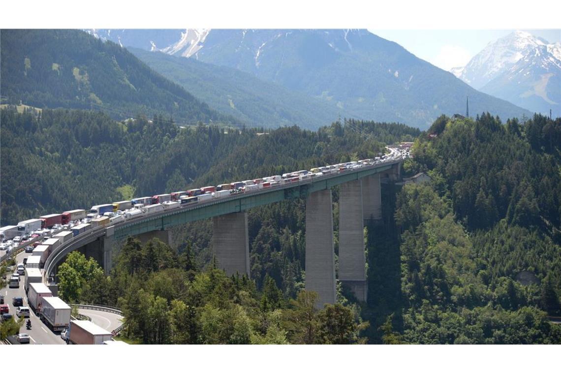 Stau auf der Brennerautobahn: Ende Mai ist die Route komplett dicht.