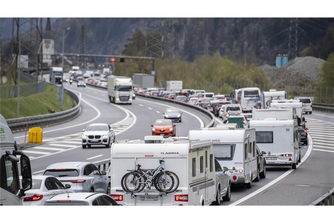 Staugefahr vor dem Start der Osterferien. (Symbolbild)