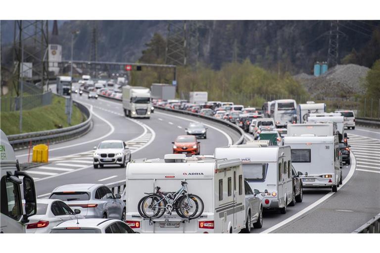 Staugefahr vor dem Start der Osterferien. (Symbolbild)
