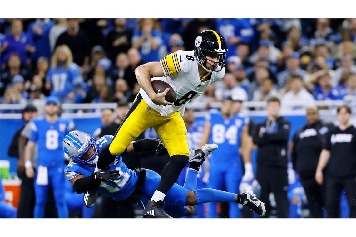 Steelers-Quarterback Rodgers unter Druck gegen die Lions