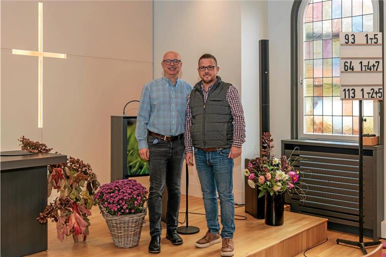 Zwei neue Pastoren für die Evangelisch-methodistische Kirche in Murrhardt Stefan Reinhardt und Mihail Stefanov (von links) bringen schon einige Jahre Erfahrung als Evangelisch-methodistische Pastoren mit. Neben Murrhardt begleiten sie weitere Städte und Gemeinden im Rems-Murr-Kreis. Foto: Stefan Bossow
