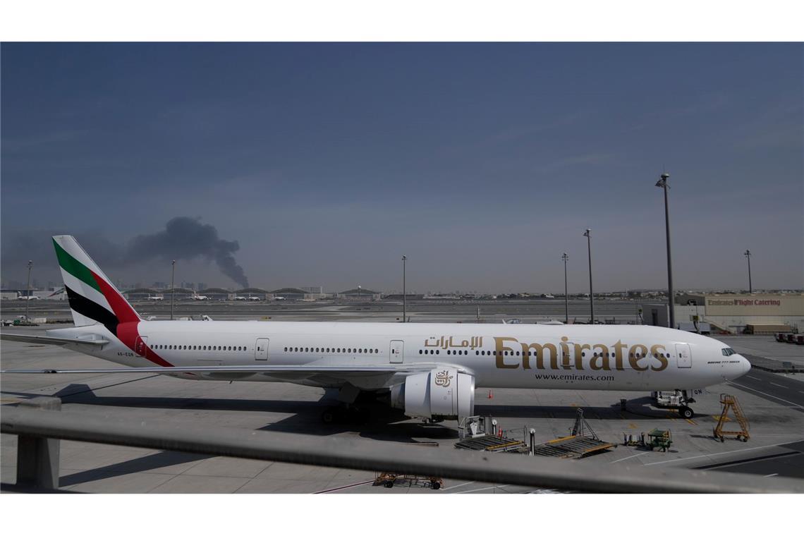 Stillstand auf dem Vorfeld: Am Flughafen Dubai kommt es infolge der angespannten Lage im Nahen Osten zu massiven Einschränkungen im Flugverkehr. (Archivbild)