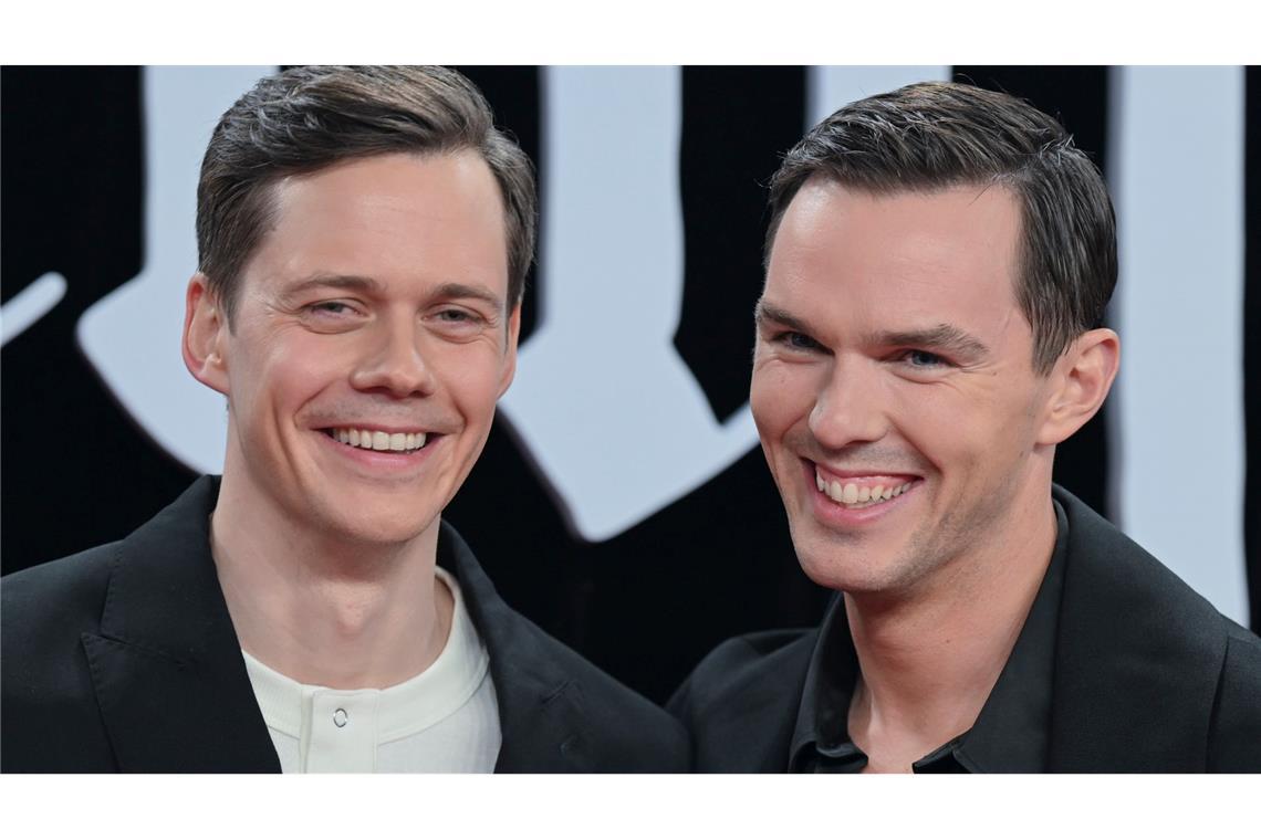 Willem Dafoe für Weltpremiere von "Nosferatu" in Berlin Strahlten am Zoo Palast um die Wette: Bill Skarsgård und Nicholas Hoult.