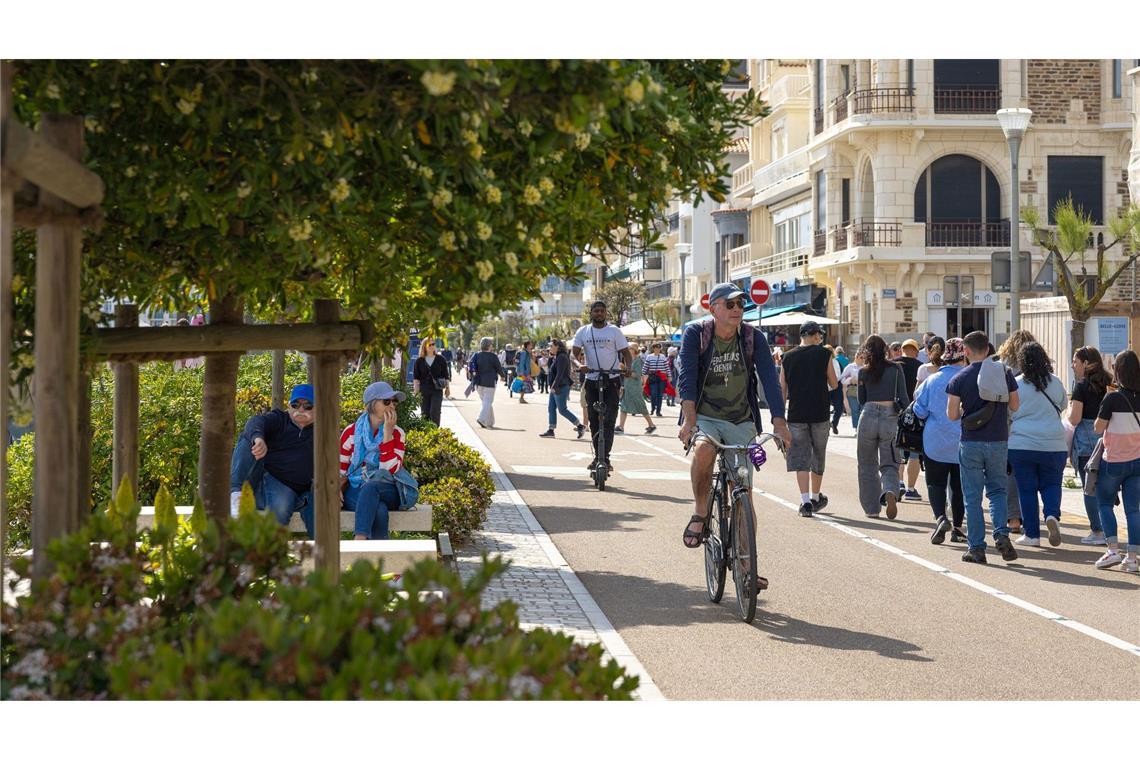 Strandtouristen in Les Sables-d'Olonne sollen nicht mehr in Badekleidung und mit nacktem Oberkörper in die Stadt hineinlaufen.