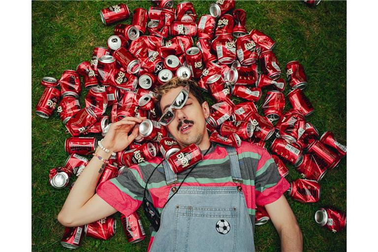 Streamer Maximilian Knabe bringt mit "Knabe Kola" ein weiteres Getränk auf den Markt.