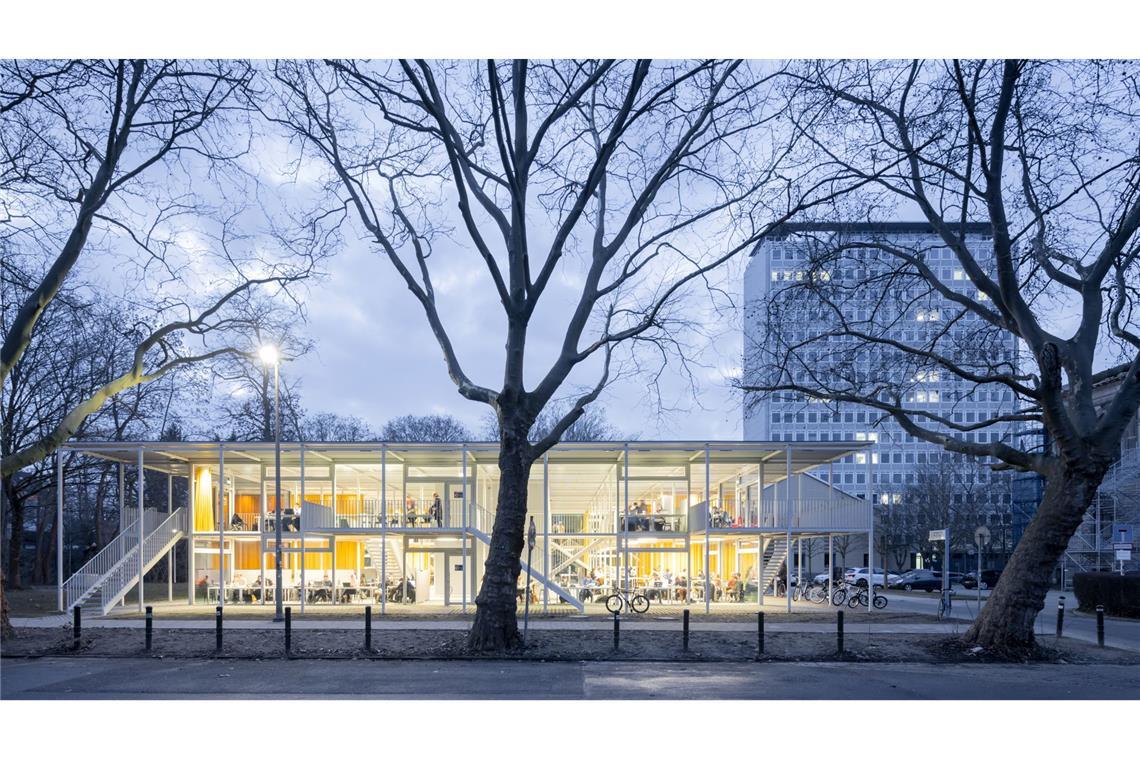 Studierendenhaus der TU Braunschweig, Architektur: Gustav Düsing & Max Hacke (Berlin). Ebenfalls ein DAM-Preis-Gewinner.