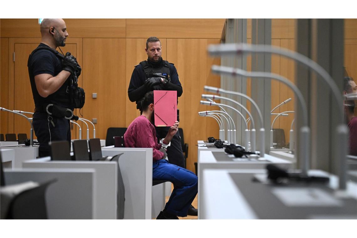 Bilder des Tages Sulaiman A. steht vor Gericht nach dem tödlichen Messerangriff von Mannheim.