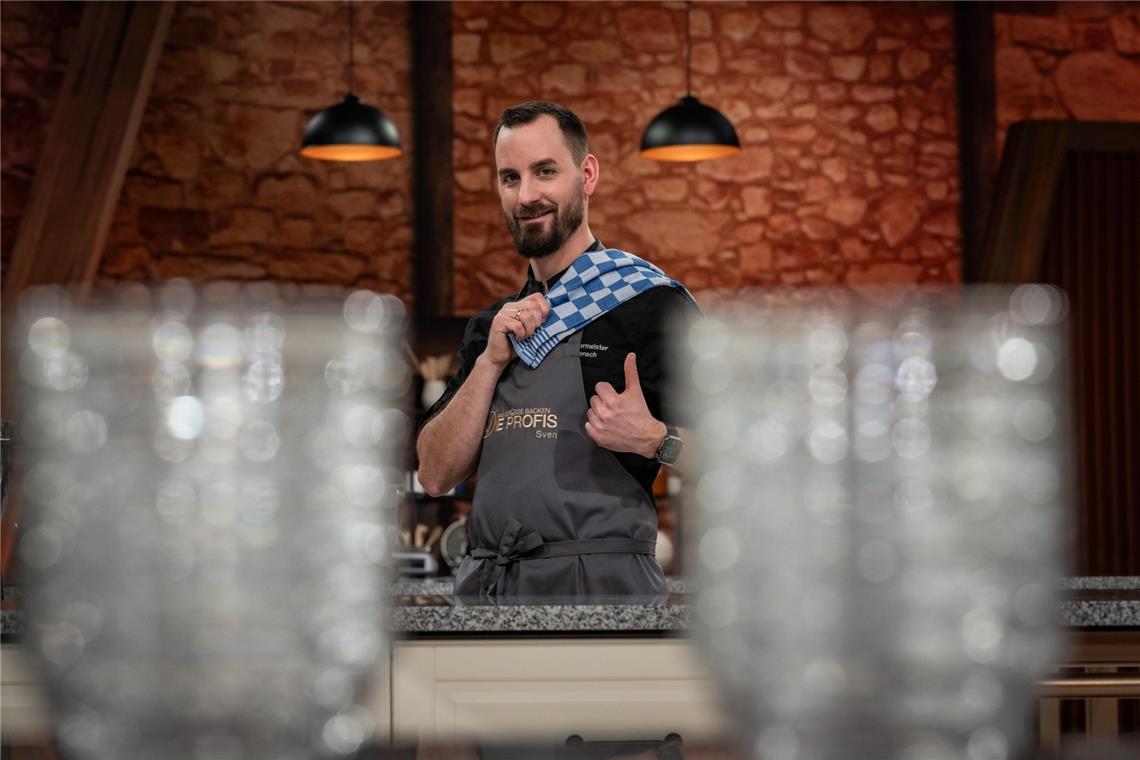 Sven (35), aus Hattingen, betreibt gemeinsam mit seiner Frau eine eigene Confiserie, die bereits mit dem Ehrenpreis „MeisterWerk NRW“ ausgezeichnet wurde.