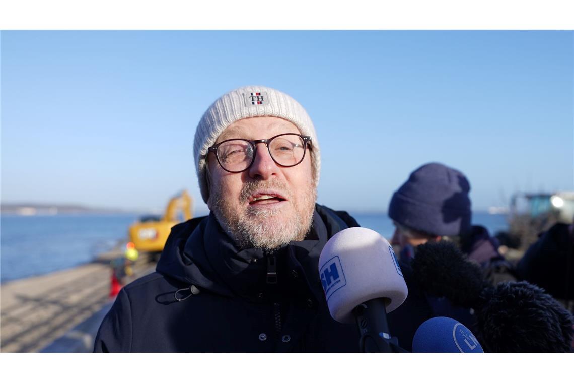 Sven Partheil-Böhnke, Bürgermeister von Timmendorfer Strand, zeigte sich erleichtert.